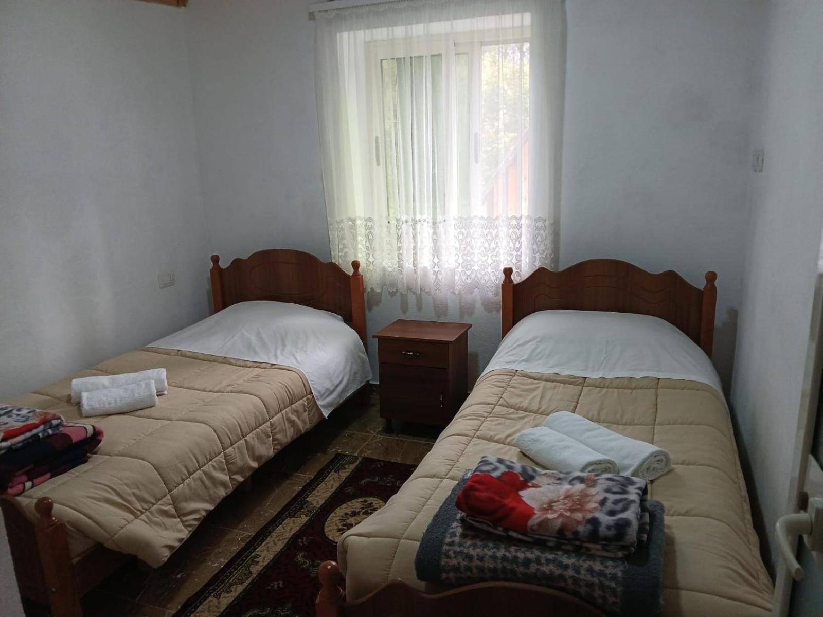 Bujtina Milani Theth Exterior foto